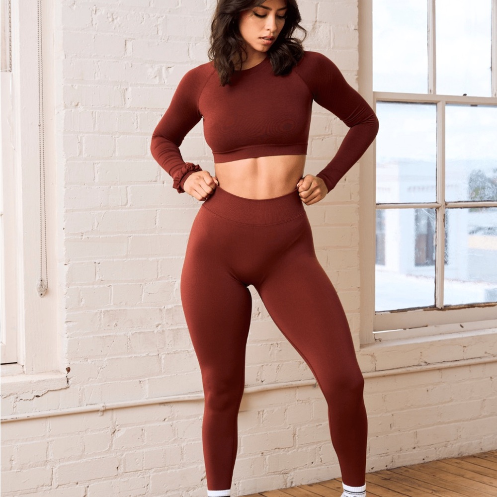 YoungLA Curve Seamless Leggings- “Spicy”